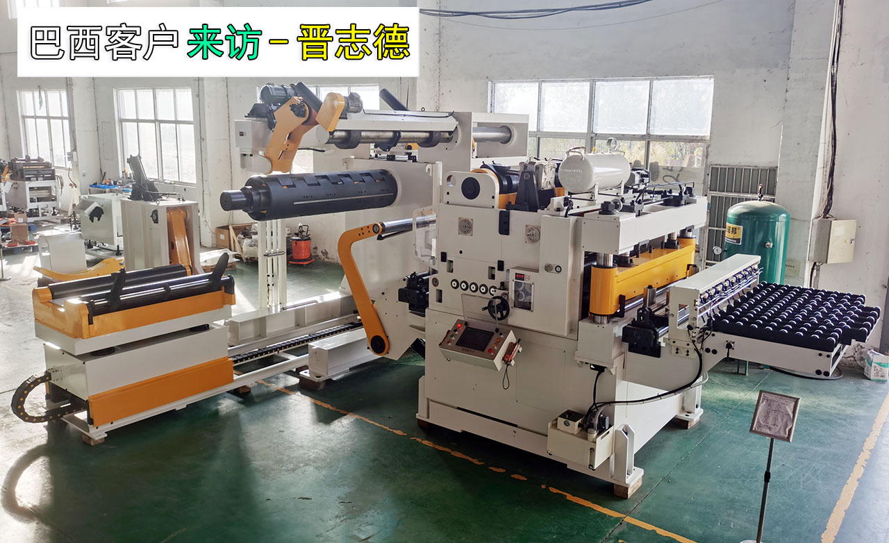 高張力三合一送料機(jī)出口 高張力三合一送料機(jī)出口