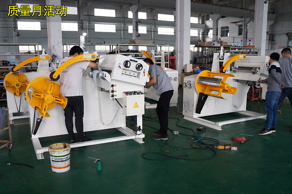 二合一料架兼整平機裝配 二合一料架兼整平機裝配