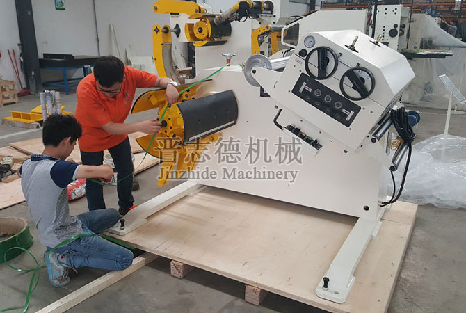 料架兼整平機裝箱 料架兼整平機裝箱