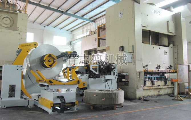 高張力三合一送料機使用 高張力三合一送料機使用