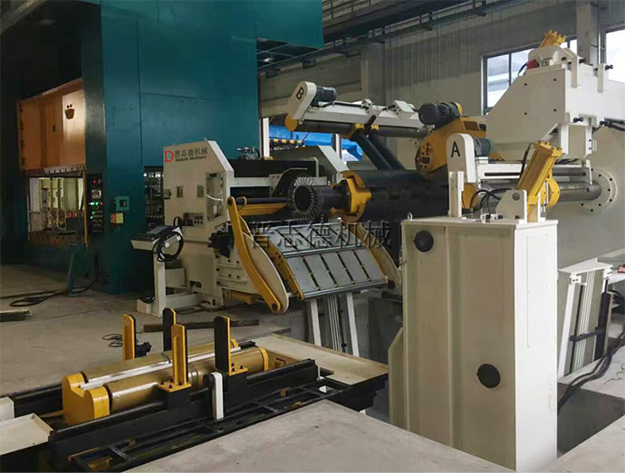 高張力三合一送料機安裝 高張力三合一送料機安裝