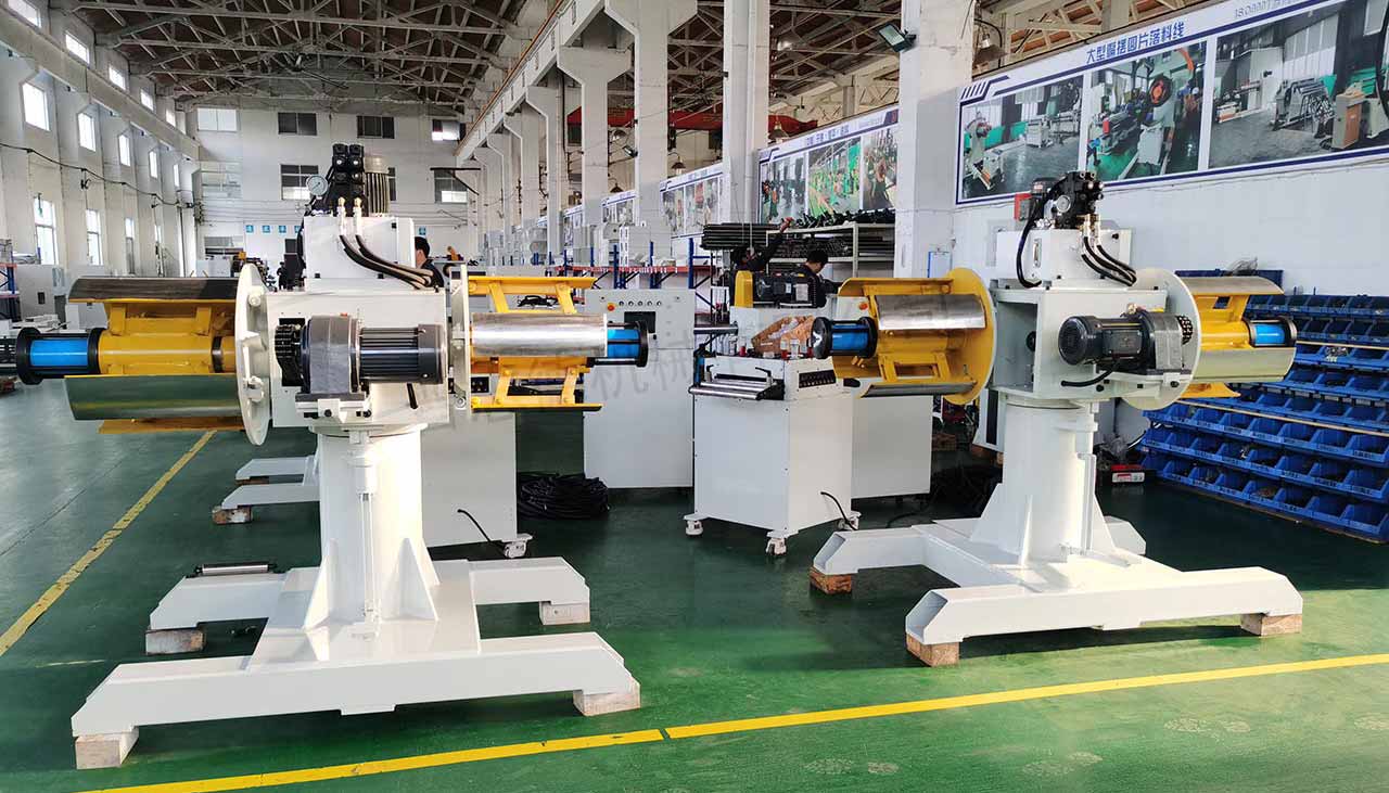 雙頭材料架生產(chǎn)沖刺