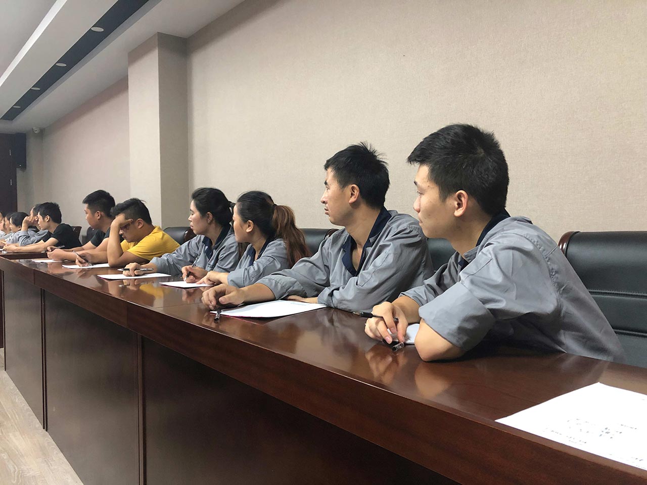 新員工座談會(huì) 新員工座談會(huì)