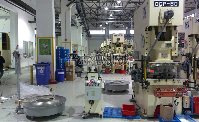 平面電子送料機使用,萊爾德電子使用現(xiàn)場 平面電子送料機使用,萊爾德電子使用現(xiàn)場