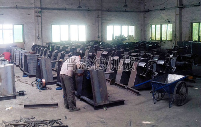 重型材料架生產現(xiàn)場