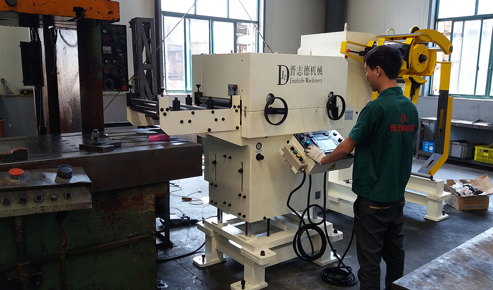 上海三合一送料機(jī) 上海三合一送料機(jī)