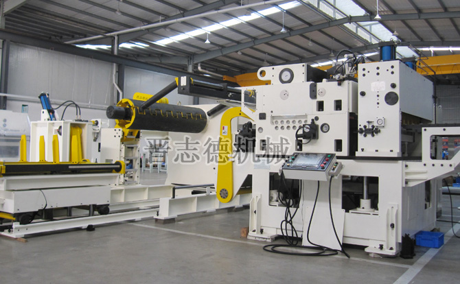 三合一送料機裝配 三合一送料機裝配